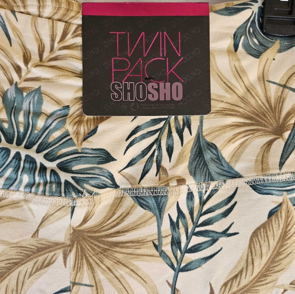 3/$20 SHOSHO S Twinpack Biker Shorts - Picture 2 of 7